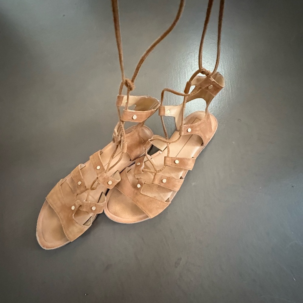 Dolce Vita suede sandals, worn once. Size 10